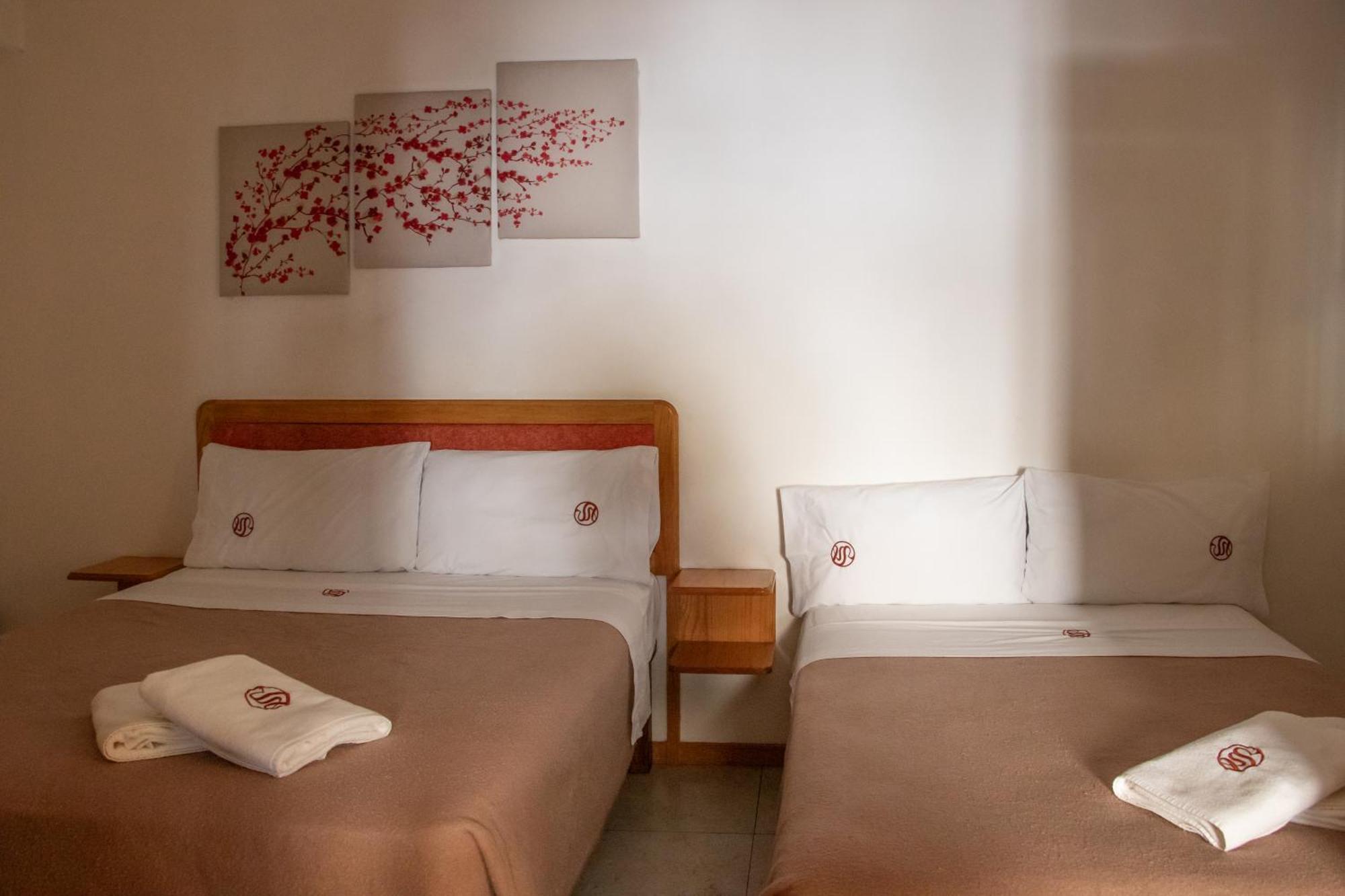 Suites Sevilla ปวยบลา ภายนอก รูปภาพ